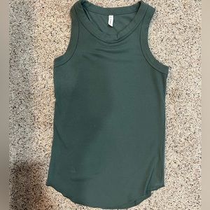 green tank // size small